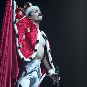 Cultura-Queen Revolution
