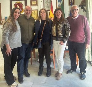Dalias Ana María Maldonado en el centro