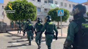 Guardia Civil ha llevado a cabo en la barriada de las 200 viviendas de Roquetas de Mar
