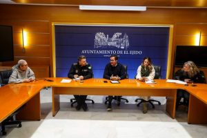 LA CABALGATA SE TRASLADA A NAVE EJIDOMAR