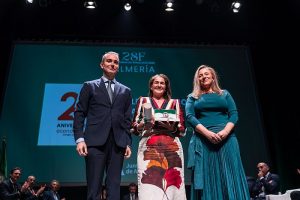 Colegio de Economistas de Almería recibe la Bandera de Andalucía