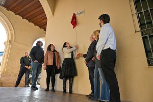 DESCUBRIMIENTO PLACA ARCO DE LA SOLEDAD (4)