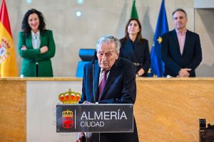 Escudo Oro Almería Juan Rigaud (29)