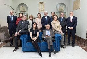 Foto de familia de los nuevos consejeros