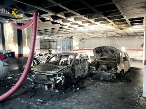 Guardia Civil detiene a un varón por provocar un incendio en un garaje comunitario de Roquetas de Mar  1