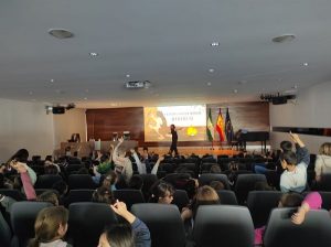 Atrevete a viajar a la Prehistoria IV