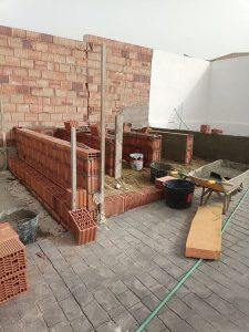 Garrucha construccion de nuevos nichos en el cementerio