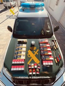 Guardia Civil refuerza su labor en la lucha contra el contrabando TABACO EDITADA