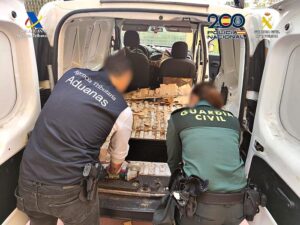 Desarticulada una de las principales redes de narcotráfico en el Valle del Almanzora REGISTRO VEHÍCULO