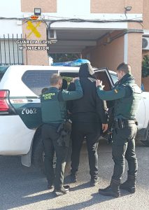 Guardia Civil detiene en Huércal-Overa