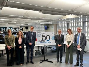 Presentación sello dedicado al 50 aniversario El País