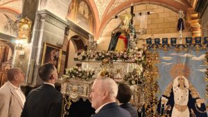 Ramón Fernández-Pacheco, a la salida del Paso Blanco en el Jueves Santo de Huércal-Overaa
