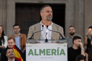 VOX Abascal desde Almería2