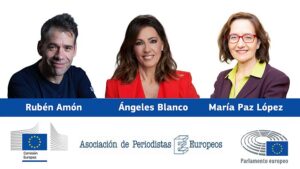 Rubén Amón, Ángeles Blanco y María Paz López, ganadores del Premio de Periodismo Europeo Salvador de Madariaga