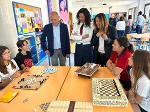 visita consejera María del Carmen Castillo instituto de Retamar 3