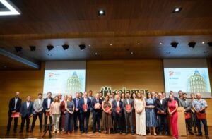 Colegio Profesional de Economistas de Almería presenta la publicación ‘Trayectoria 25’ 8