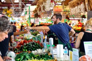 Consumidores 5 Empleado mercado