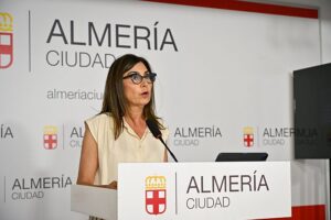 Sacramento Sánchez ALMERIA PLENO MOCIONES REUBICAR FINCA EXPERIMENTAL Y REBAJA DE IVAa