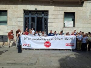 UGT y CCOO lamentan la novena muerte laboral en Almería