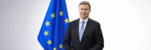 Valdis Dombrovskis es también Comisario de Implementación