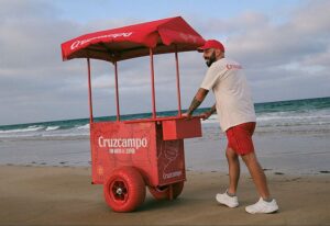 Cruzcampo rinde homenaje