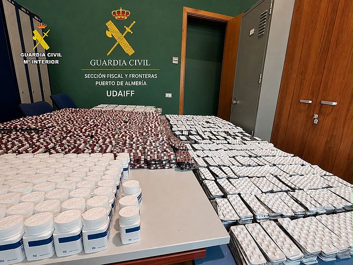 La Guardia Civil interviene 172.718 comprimidos de medicamentos 1
