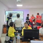 Se elevan a más de 1.400 las personas desalojadas en el incendio de Los Gallardos