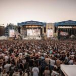 Weekend Beach Festival vivió la alegría de la llegada a semifinales de España con la mejor música y el entusiasmo de un público que llenó el recinto torreño desde primera hora de la tarde