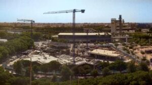 cúpula fotovoltaica del nuevo edificio europeo en la Cartuja