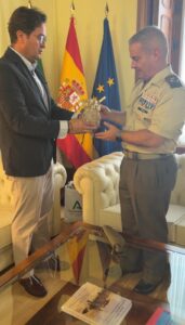 Visita el general de División José Agustín Carreras Postigo II