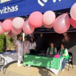 El Hospital Vithas Almería y la Asociación Española Contra el Cáncer se unen en una jornada de concienciación por el Día Mundial del Cáncer de Mama