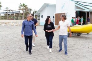 Ayuntamiento y Apache Surf impulsan el acceso inclusivo a los deportes náuticos 2