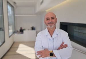 Dr. Carlos Blanco-Soler, jefe de Ginecología del hospital Hospiten Roca y la Unidad de Apoyo a la Pérdida de Peso