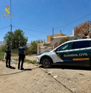 Guardia Civil desmantela un entramado de cultivos masivos de marihuana en la provincia de Almería CORTIJO