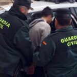 La Guardia Civil detiene a dos personas por un robo con violencia que dejó a un hombre con lesiones graves en Las Norias de Daza