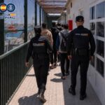 La Policía Nacional detiene en Almería atres patrones de pateras que transportabana 27 migrantes desde Argelia