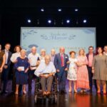 Vícar rinde homenaje a los usuarios y profesionales de ayuda a domicilio con una nueva y emotiva edición de la ‘Tarde del Mayor’