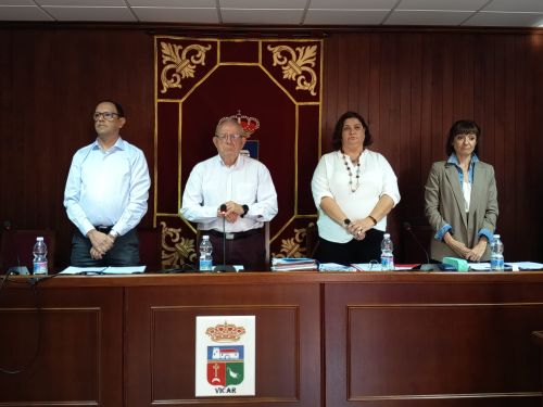 Vícar celebra un Pleno sin debate